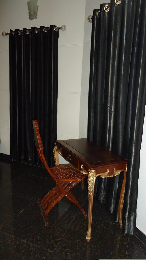 Midway Hotel & Restaurant Sadiqabad المظهر الخارجي الصورة