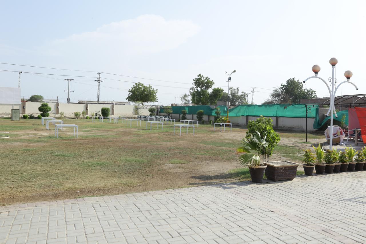 Midway Hotel & Restaurant Sadiqabad المظهر الخارجي الصورة